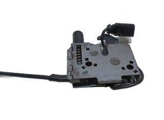 2738421 cerradura capot 4k0823509a volkswagen golf