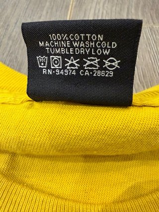 Camiseta Stussy Serotonin Amarilla
