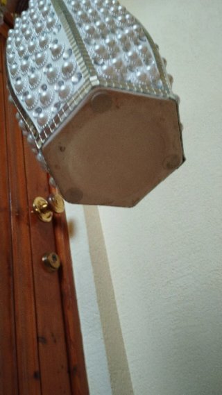 Jarrón Decorativo Plateado y Blanco
