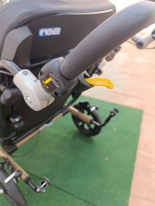 Silla Rea Clematis Pro Invacare 540mm