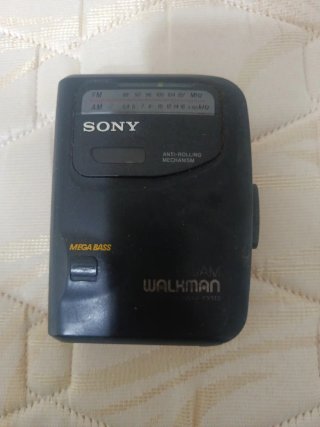 Walkman Sony WM-FX113 AM/FM Mega Bass