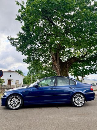 BMW 330xi
