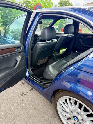 BMW 330xi
