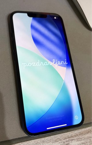 iPhone 13 128GB Medianoche
