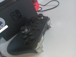 Nintendo Switch Azul y Rojo
