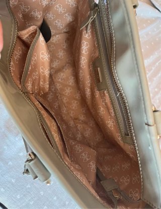 Borsa Guess vernice grigia
