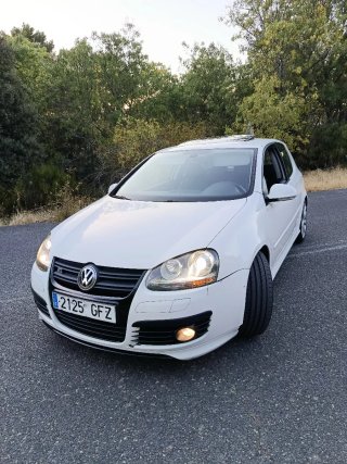 Volkswagen Golf GT Full Equipe 140cv Único Dueño