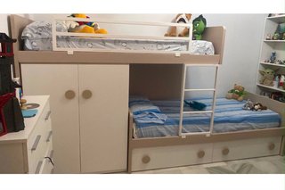 Cama tren con armario y cama inferior