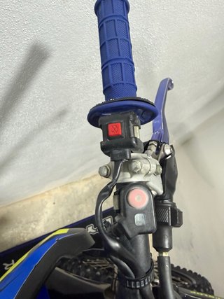 Yamaha YZF 450 Motocross Azul/Amarillo
