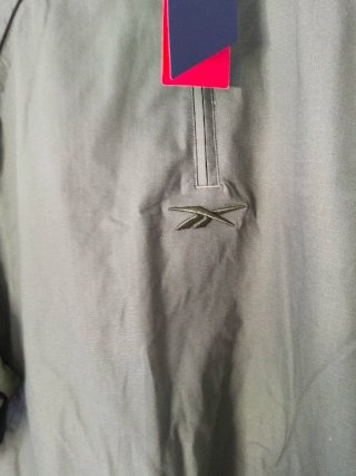 Chaqueta Reebok verde