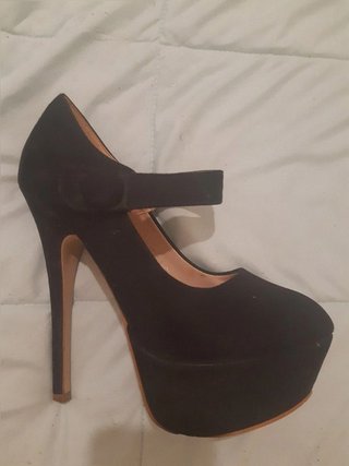 Zapato divino  muy alto tacon y plataforma