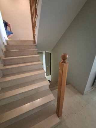 Montaje, desmontaje y reparación de muebles