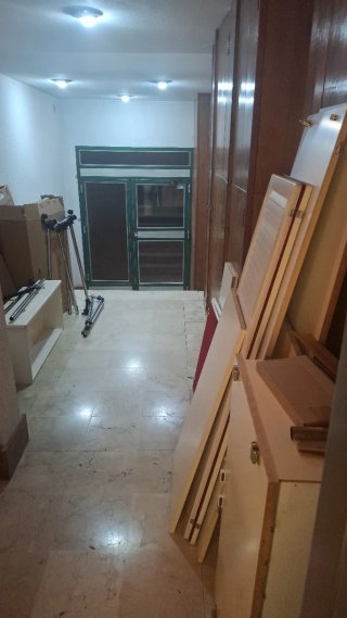 Montaje, desmontaje y reparación de muebles