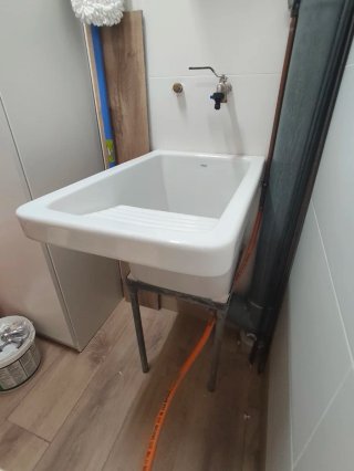 Fregadero Roca cerámica con base