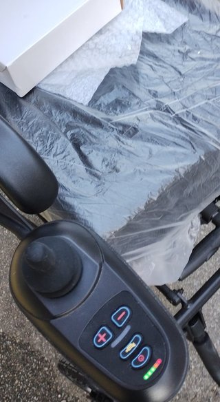 Vendo silla electrica a estrenar