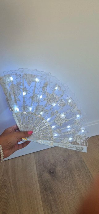 Alas led corona led y abanico led Novia Hora loca