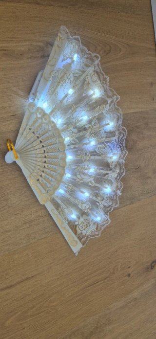 Alas led corona led y abanico led Novia Hora loca
