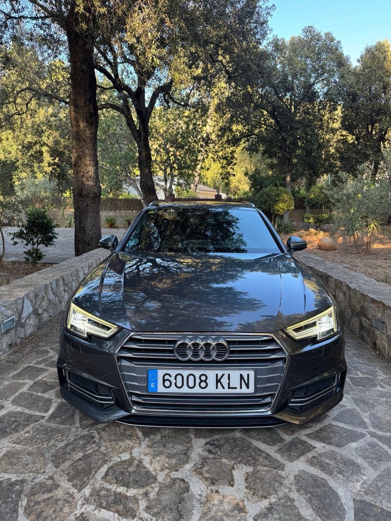Audi A4 Avant S line - foto 1