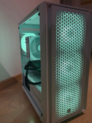 PC Gaming Ryzen 7 3700X + RTX 2060 | 16GB RAM |