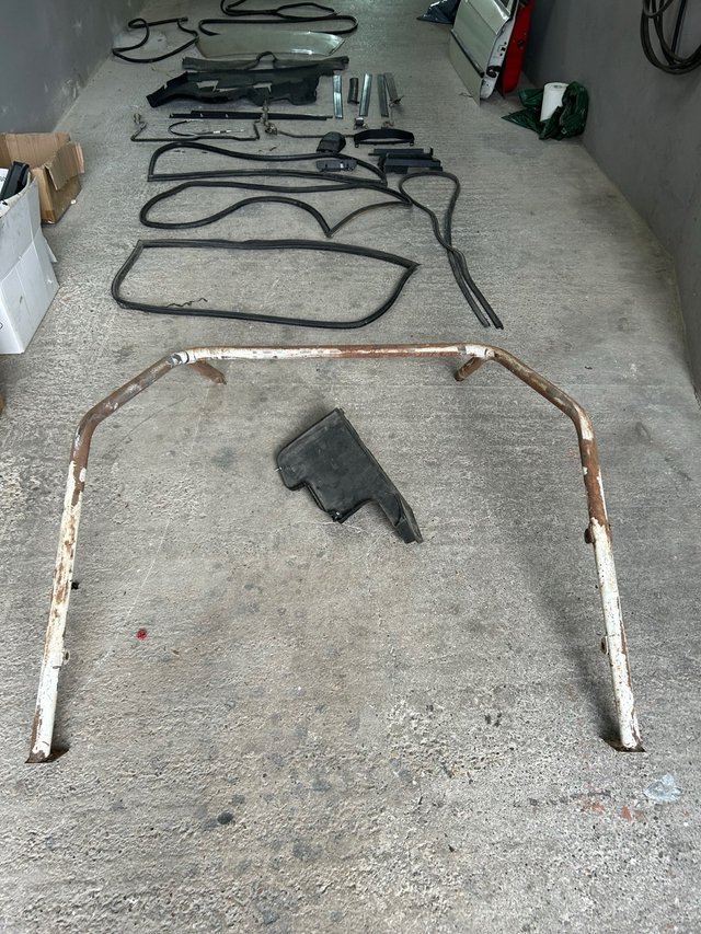 ALETINES Y TALONERAS BMW E30 325ix COUPE