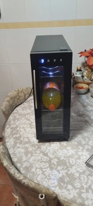 Vinoteca 4 botellas 18°-8°