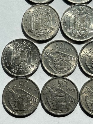 Lote 10 monedas Pesetas Franco. 3 ud 5 pt 1949