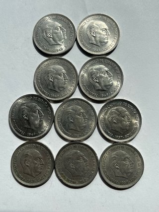 Lote 10 monedas Pesetas Franco. 3 ud 5 pt 1949
