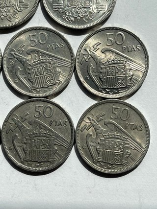 Lote 10 monedas Pesetas Franco. 3 ud 5 pt 1949