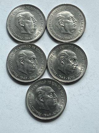 Lote 10 monedas Pesetas Franco. 3 ud 5 pt 1949