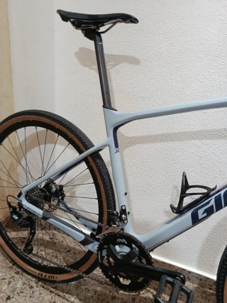 Bicicleta Gravel Giant revolt carbono Talla m/l