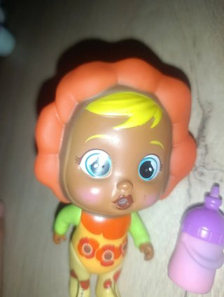 Bebe Llorón Edición Flores con Biberón