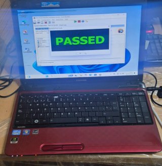 Portátil Toshiba Core i5 2ª Gen Rojo