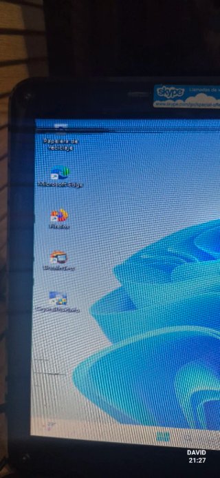Portátil Toshiba Core i5 2ª Gen Rojo