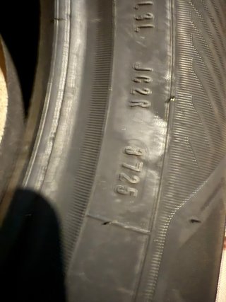 2 Neumaticos Goodyear 235/55 R18 100V EficientGrip