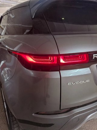 Evoque 2022 versión 2023 garantía 4x4 híbrido