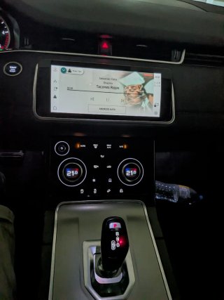 Evoque 2022 versión 2023 garantía 4x4 híbrido