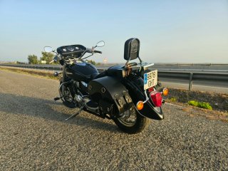 Yamaha Drag Star 1100 Custom Negra