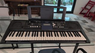 Teclado Yamaha PSR-E333