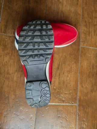 Sapatos Vermelhos Tamanho 36
