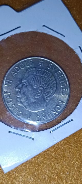 Lote 2 monedas  plata  Bélgica y Suecia.