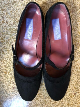 Zapatos de tacón negros talla 38