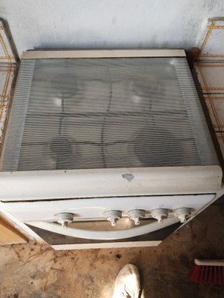 Cocina de gas butano Indesit
