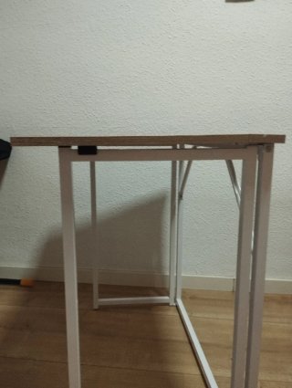 Escritorio plegable madera y metal. 45x80x74.