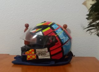 Casco AGV Réplica Rossi Necesita cariño.