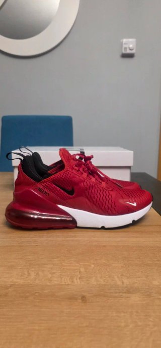 Nike Air Max 270 Rojas Talla 42(26,5 cm)Poco uso