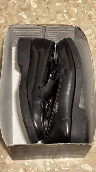 Mocasines Zgirls negros con borlas