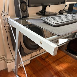 Mesa de escritorio de cristal