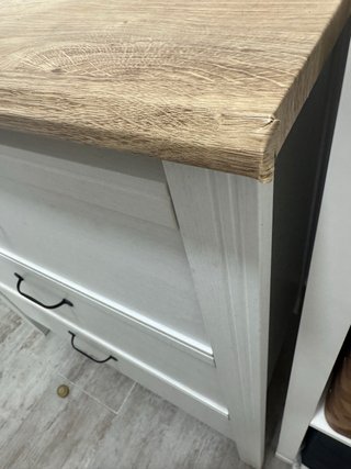 URGE HOY Cómoda de madera blanca y marrón