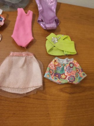 Ropa para Barbie.