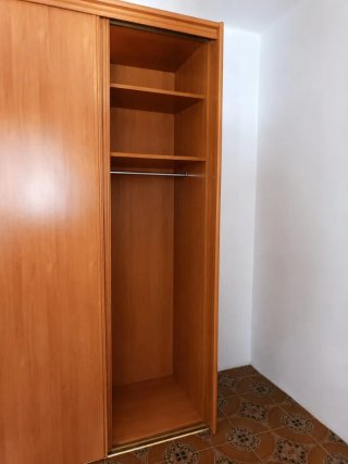 Armario madera puertas correderas